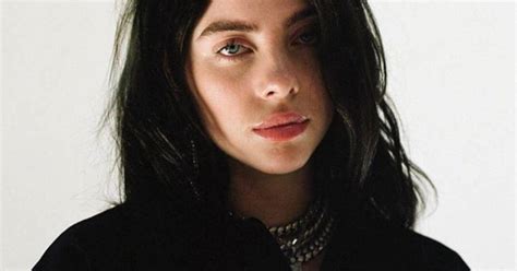 Billie Eilish se desnuda para criticar el body shaming